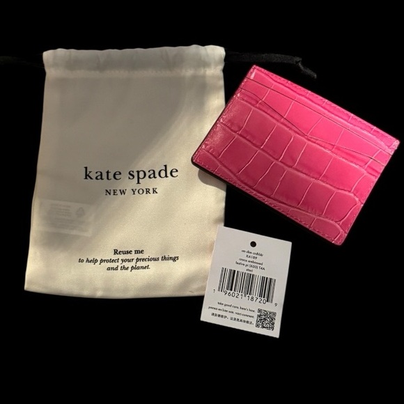 Kate Spade Staci Small Slim Card Holder in Festive Pink NWT - Picture 2 of 3